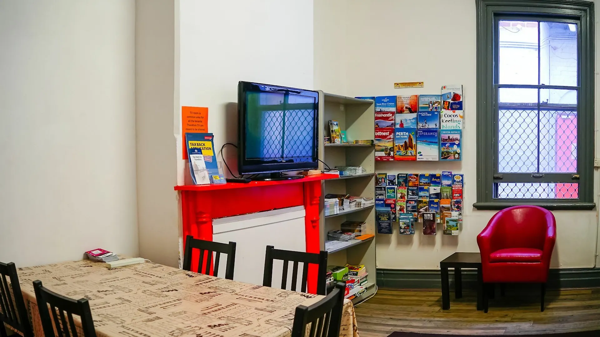 Hostel Haus Accommodation - Note - Valid Passport Required To Check-In Perth